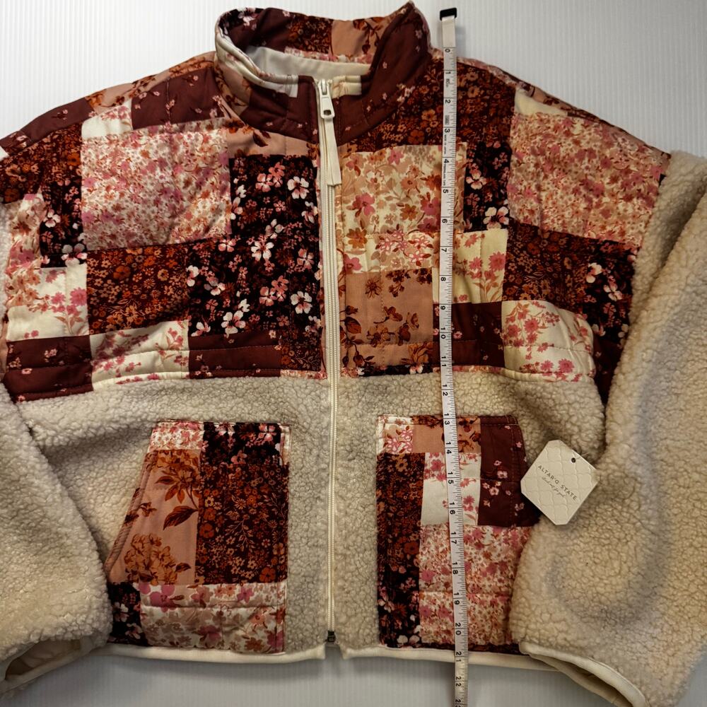 Alter’d State Sherpa Patchwork Jacket Medium NWT Floral Cottagecore Boho Prairie - Picture 8 of 16